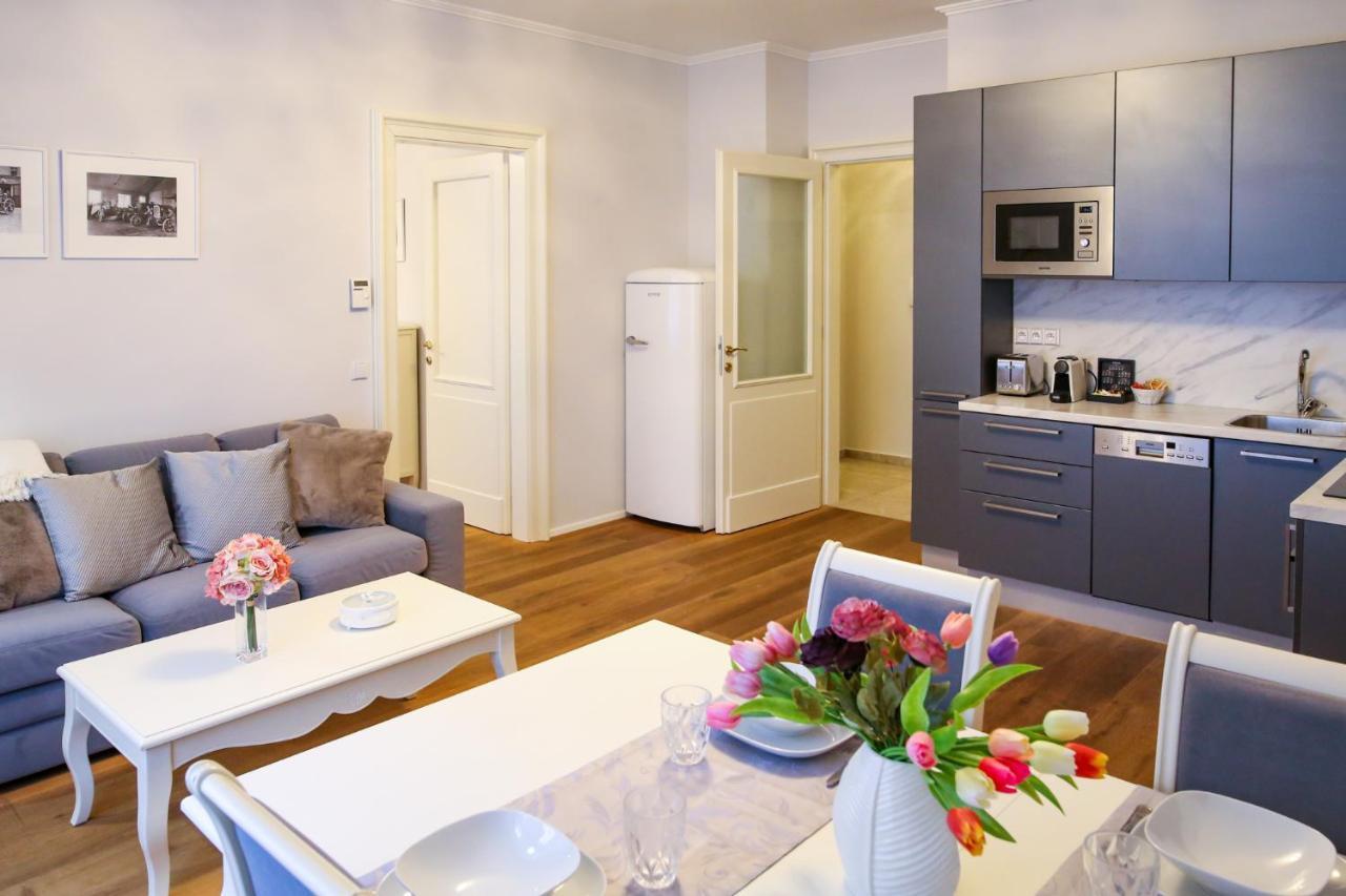 White & Gray Apartments Πράγα Εξωτερικό φωτογραφία
