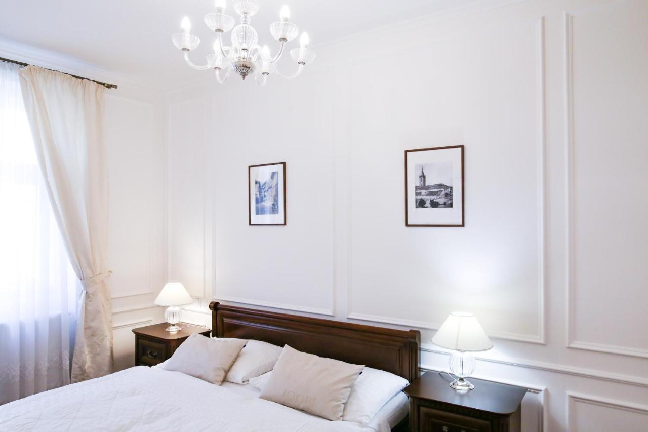 White & Gray Apartments Πράγα Εξωτερικό φωτογραφία