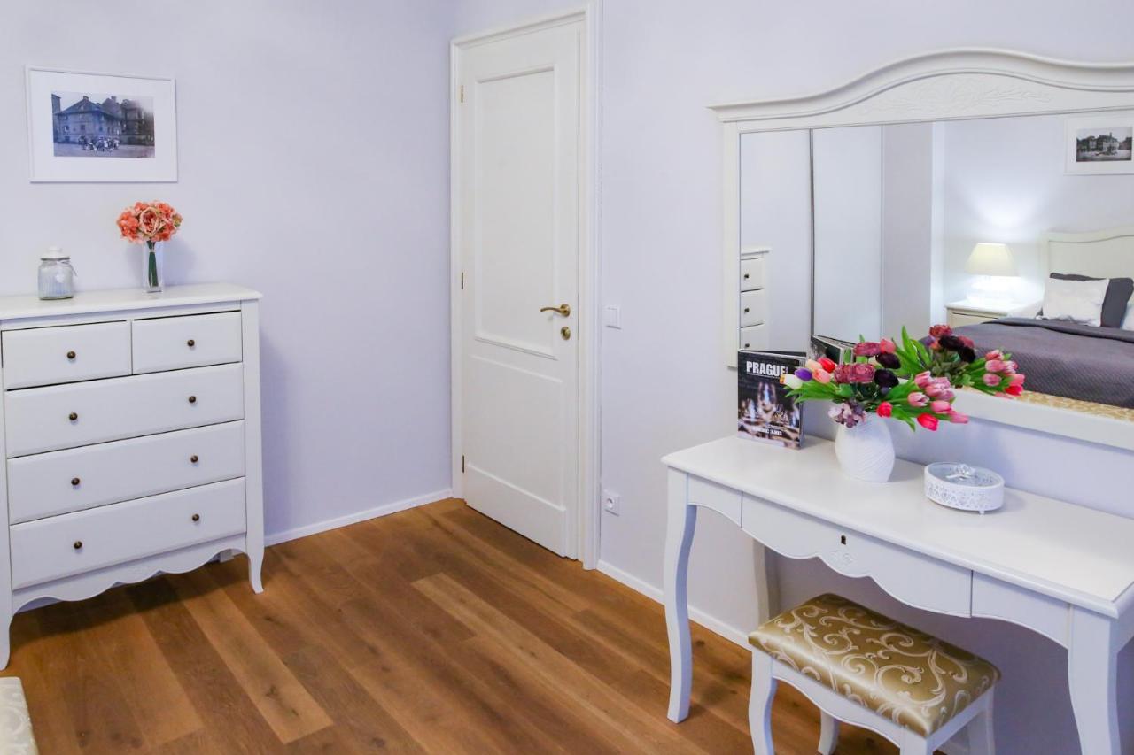 White & Gray Apartments Πράγα Εξωτερικό φωτογραφία